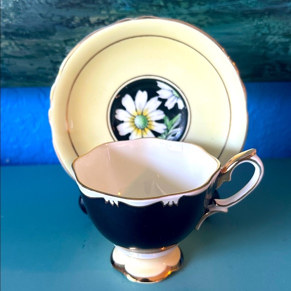 Royal Albert Black and Cream Teacup with Floral Design - Picture 1 of 10